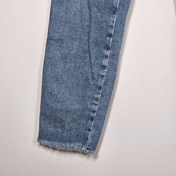 Free People High-Waisted Light Wash Ankle Skinny Jeans Cut off Women's Size 31 - Picture 12 of 16